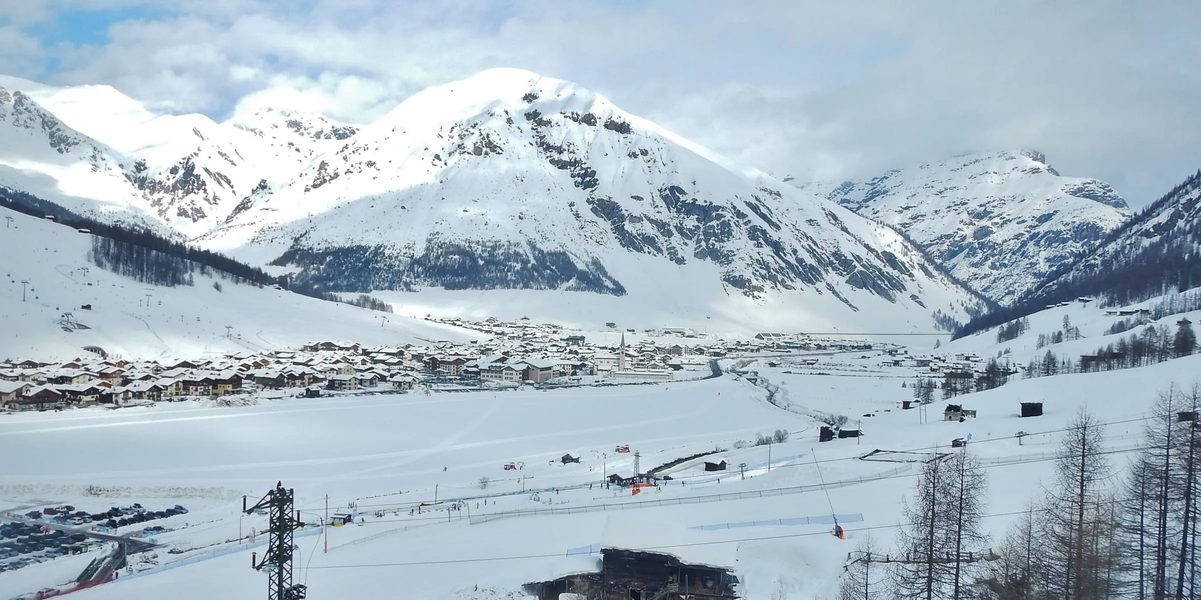 View from the Mottolino ski area across to Livigno village and the slopes opposite